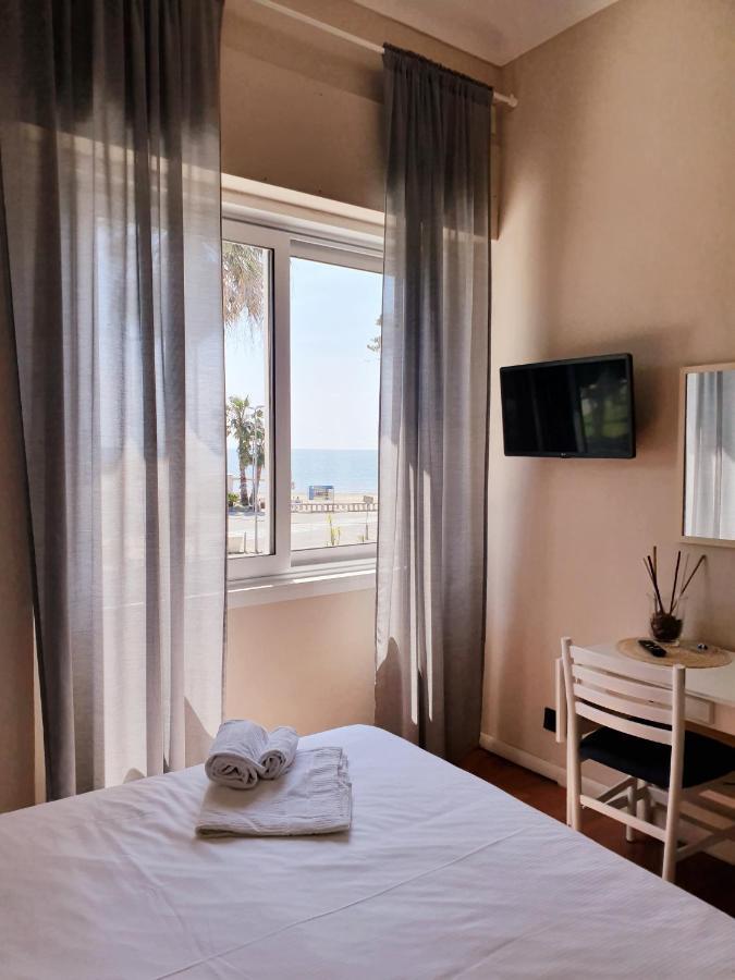 Vela Bianca H & R Hotel Diano Marina Eksteriør billede