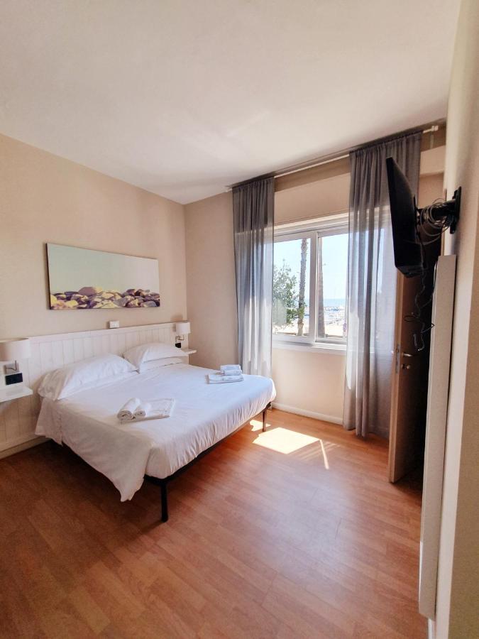Vela Bianca H & R Hotel Diano Marina Eksteriør billede
