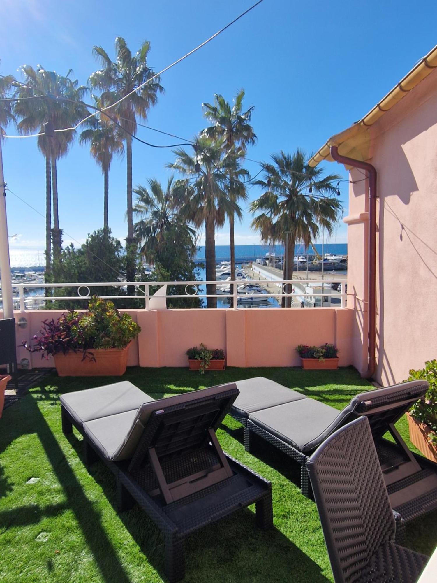 Vela Bianca H & R Hotel Diano Marina Værelse billede