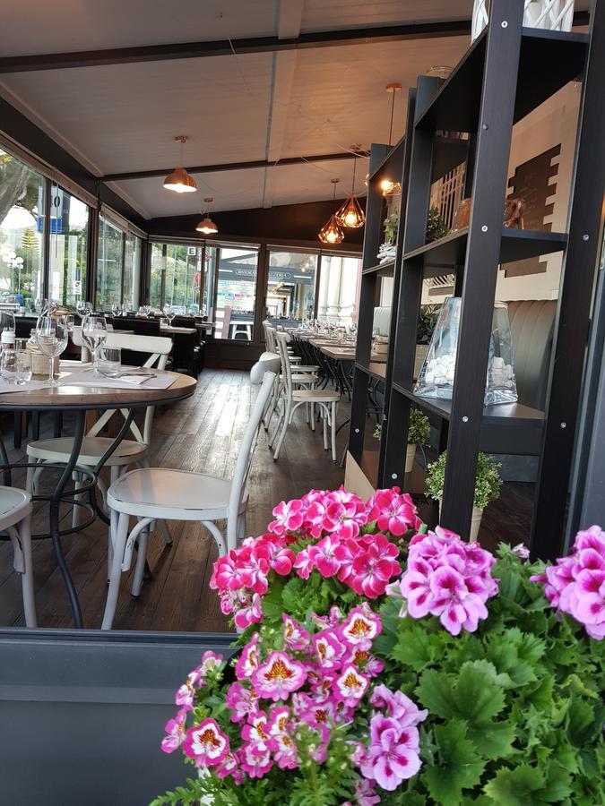 Vela Bianca H & R Hotel Diano Marina Eksteriør billede